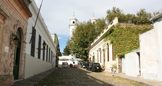 Typical street, Colonia